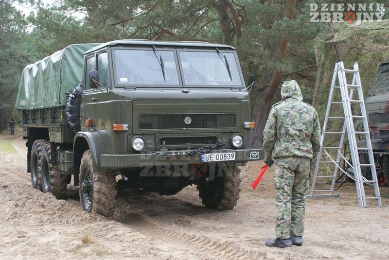 Punkt odkażania pojazdów ciężarowych.