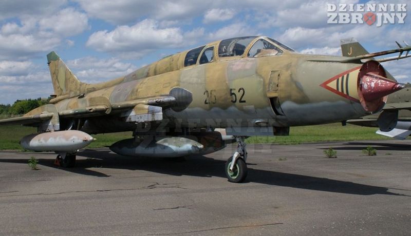 Szkolno-bojowy Su-22 lotnictwa NRD.