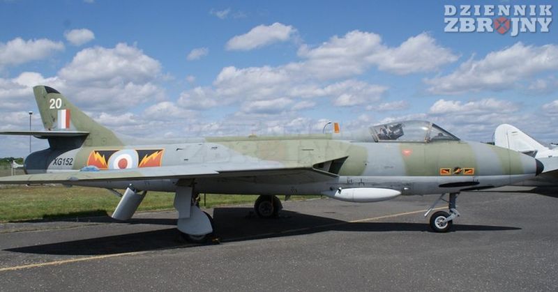 Brytyjski Hawker Hunter.