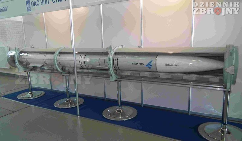 Przeciwlotniczy 9M317ME w kontenerze transportowo-startowym systemu Sztil-1