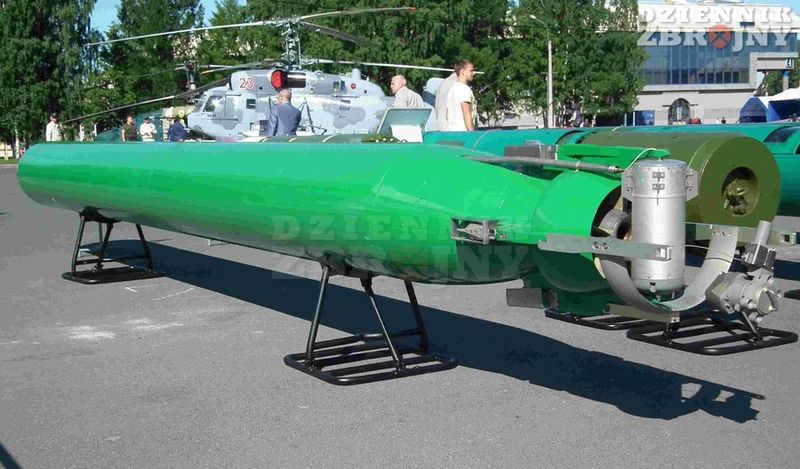 Ciężka głębinowa torpeda samonaprowadzająca się UGST