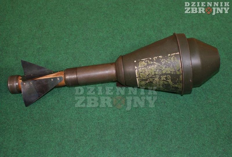 Model głowicy bojowej polskiego panzerfausta