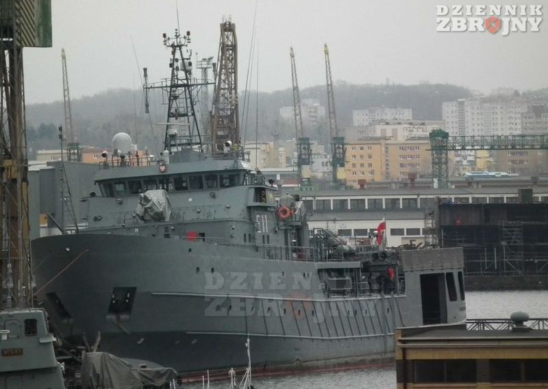 Koń roboczy PMW, ORP Kontradmirał Xawery Czernicki