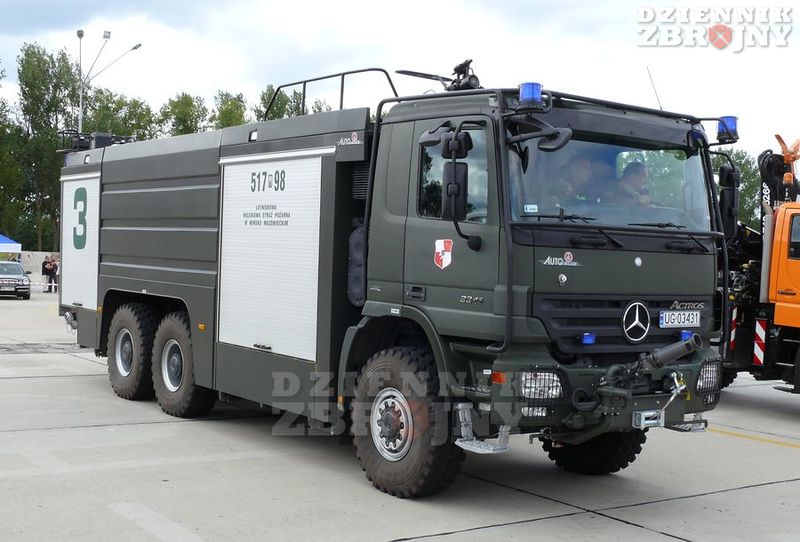 Lotnskowa straż pożarna z Mińska Mazowieckiego