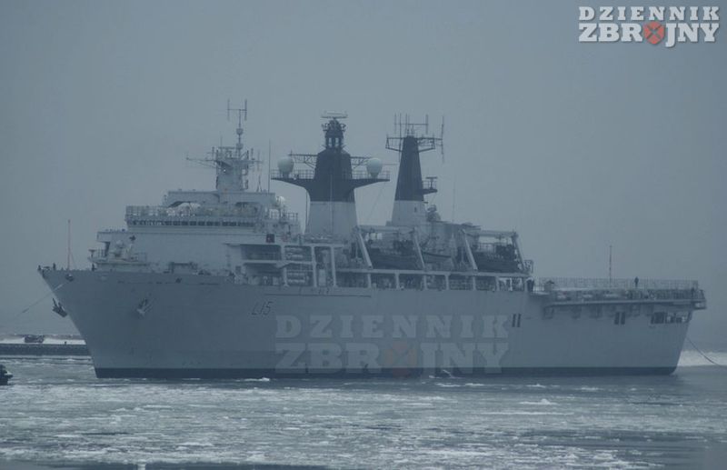 Pogoda do zdjęć nie rozpieszczała.