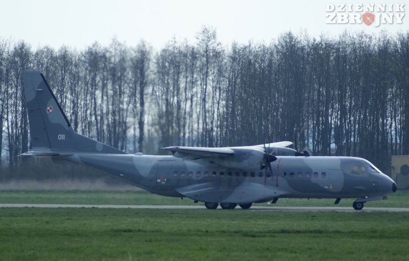 Nowe malowanie C-295M 011 z krakowskiej eskadry.