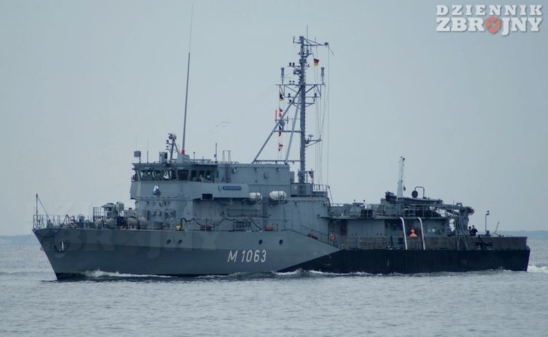 Niemiecki niszczyciel min FGS Bad Bevensen.