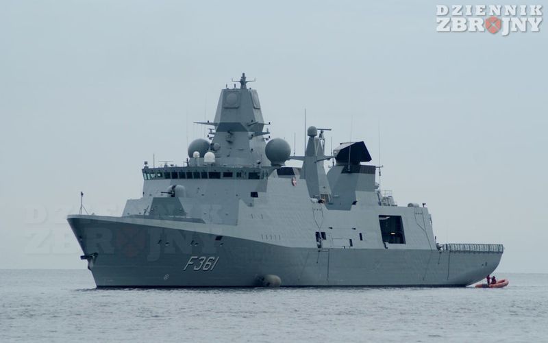 Gwiazda Baltops 2012, nowiutka fregata rakietowa HDMS Iver Huitfeldt.