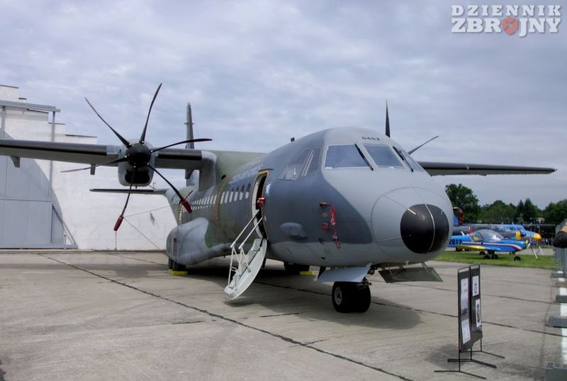 Czeska Casa C-295M. 