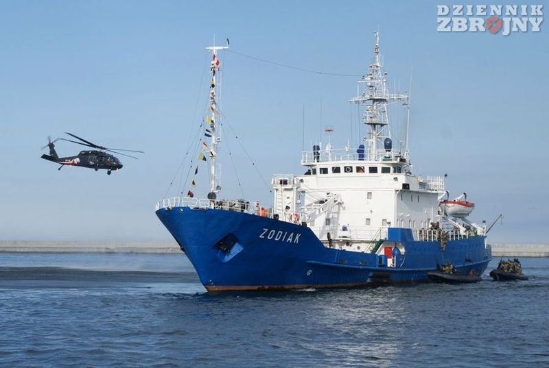 S-70i wspiera szturm Formozy.