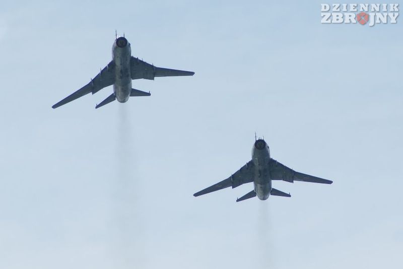 Para szturmowo-bombowych Su-22