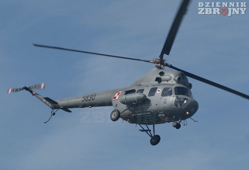 Legenda polskich lotników, Mi-2, tutaj z Marynarki Wojennej