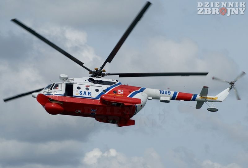 Ratowniczy Mi-14PŁ/R w powietrzu
