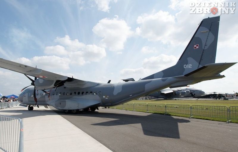 Samolot transportowy C295M n/b 12 z Polskich SIł Powietrznych