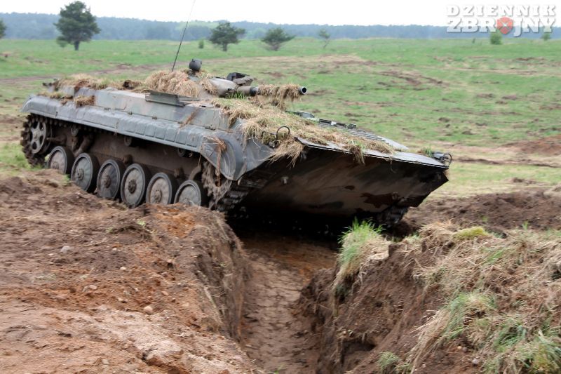 Pluton w obronie - pokaz 15.BZmech