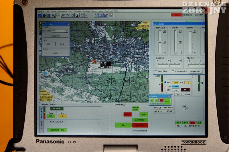 Wyświetlacz operatora bezzałogowca Orbiter.