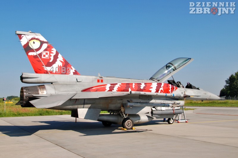 F-16D n/b 4082 z 6. Eskadry Lotnictwa Taktycznego