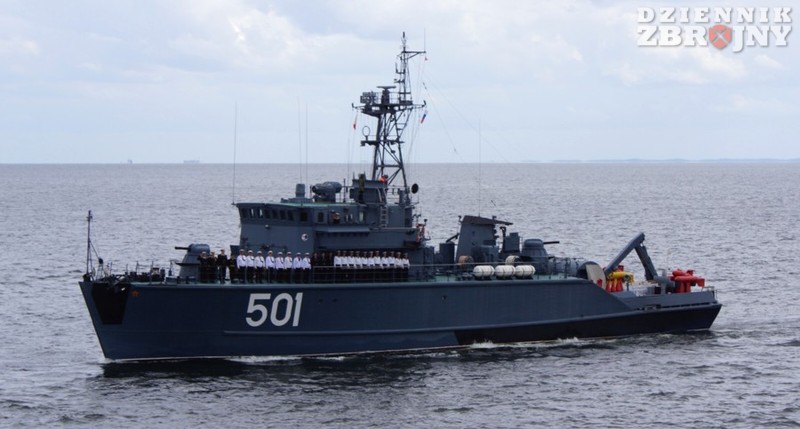 Rosyjski trałowiec BT-212