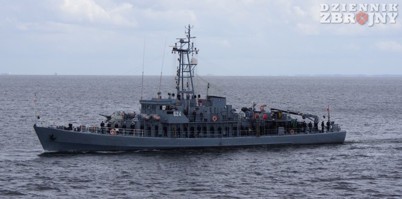 Niszczyciel min ORP Czajka