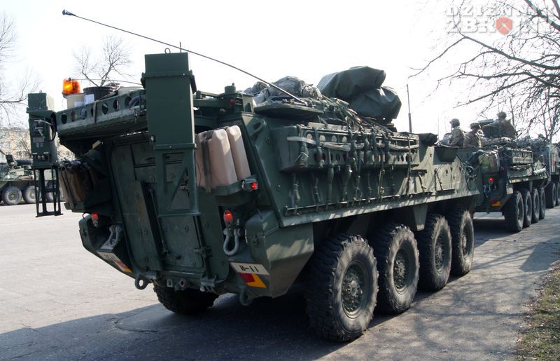 Tylna część wozu do rozpoznania skażeń, czyli M1135. 