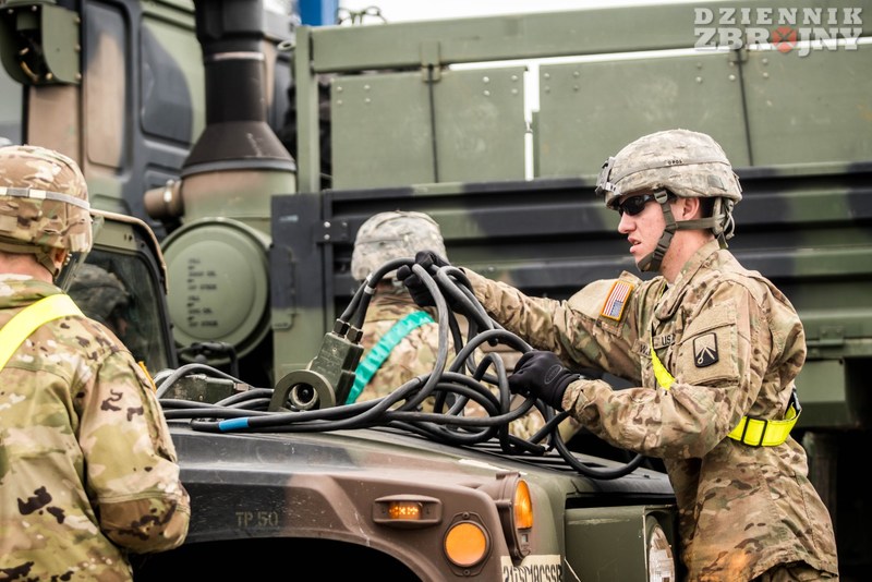 dodaj nazwę zdjęcia