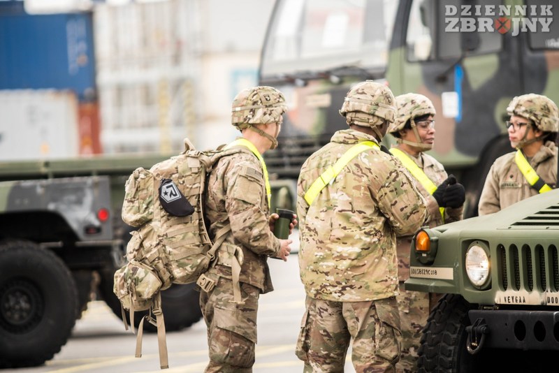 dodaj nazwę zdjęcia